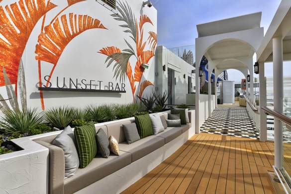 Celebrity Cruises, Celebrity Beyond, Sunset Bar 8 ©CEL.jpg